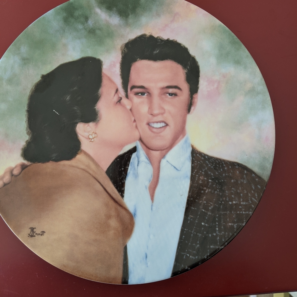 Elvis Presley Delphi playe